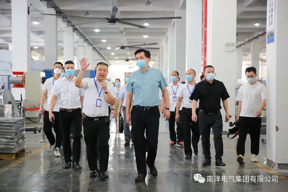 熱烈歡迎徐建兵市長一行蒞臨指導！